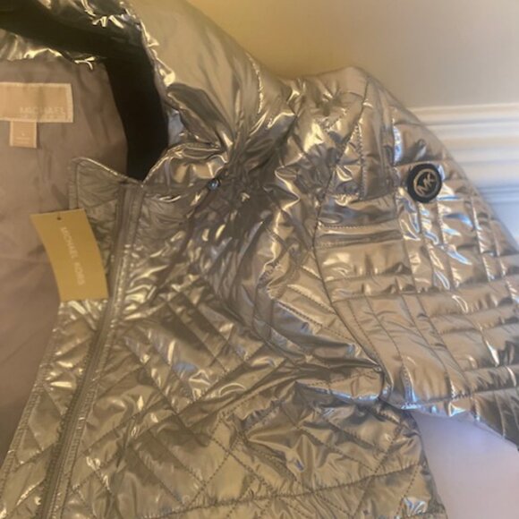 MICHAEL KORS OVERSIZED Quilted Metallic Ciré Puffer Coat SIZE L (NEW) - Picture 8 of 11